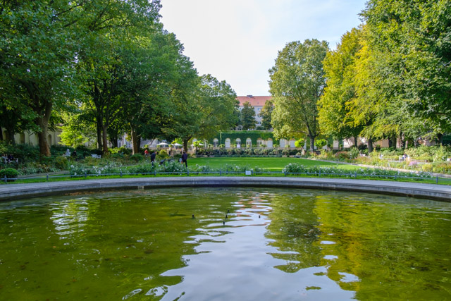 Blick auf die Orangerie vom Körnerpark, Berlin-Neukölln